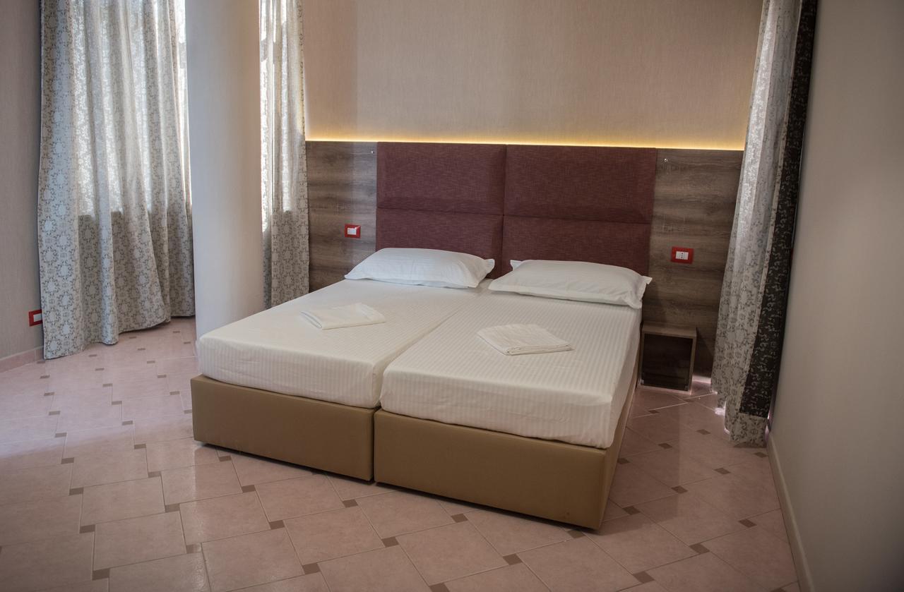 Inn Hotel Shkallnur Екстер'єр фото