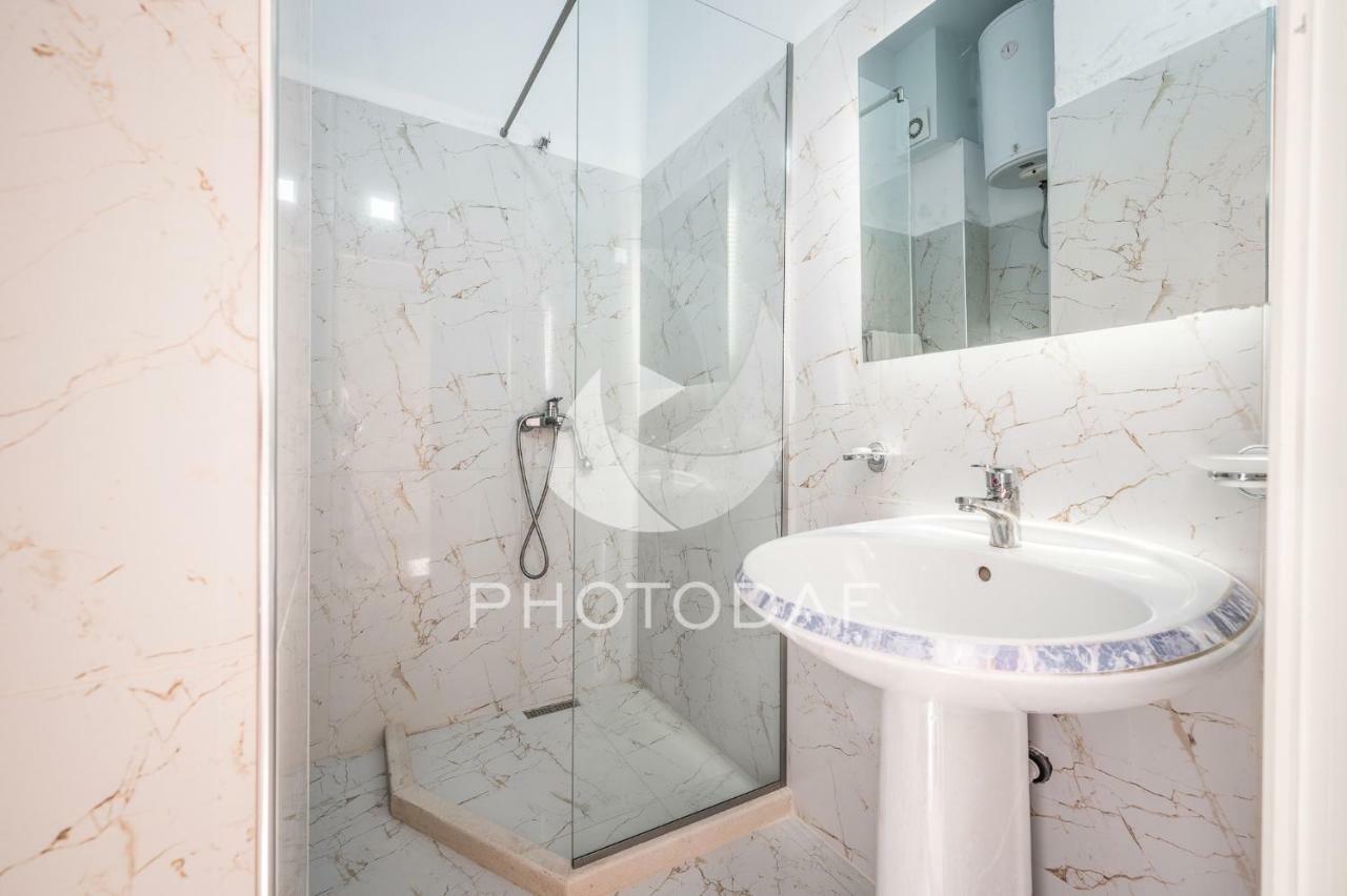 Inn Hotel Shkallnur Екстер'єр фото